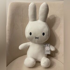Miffy White Plush Bunny- Large 15 inches- NWT